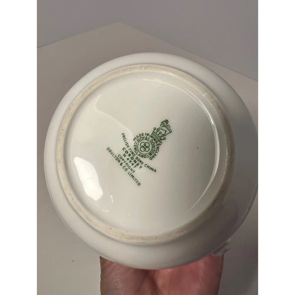 Royal Doulton Coronet H4947 Sugar Bowl and Creamer Set Platinum Trim Bone China